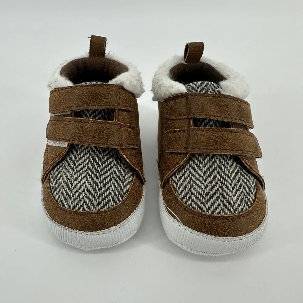 Cat & Jack Baby Boy Sherpa Lined Sneaker Boots Brown Herringbone Size 0-3M NWOT